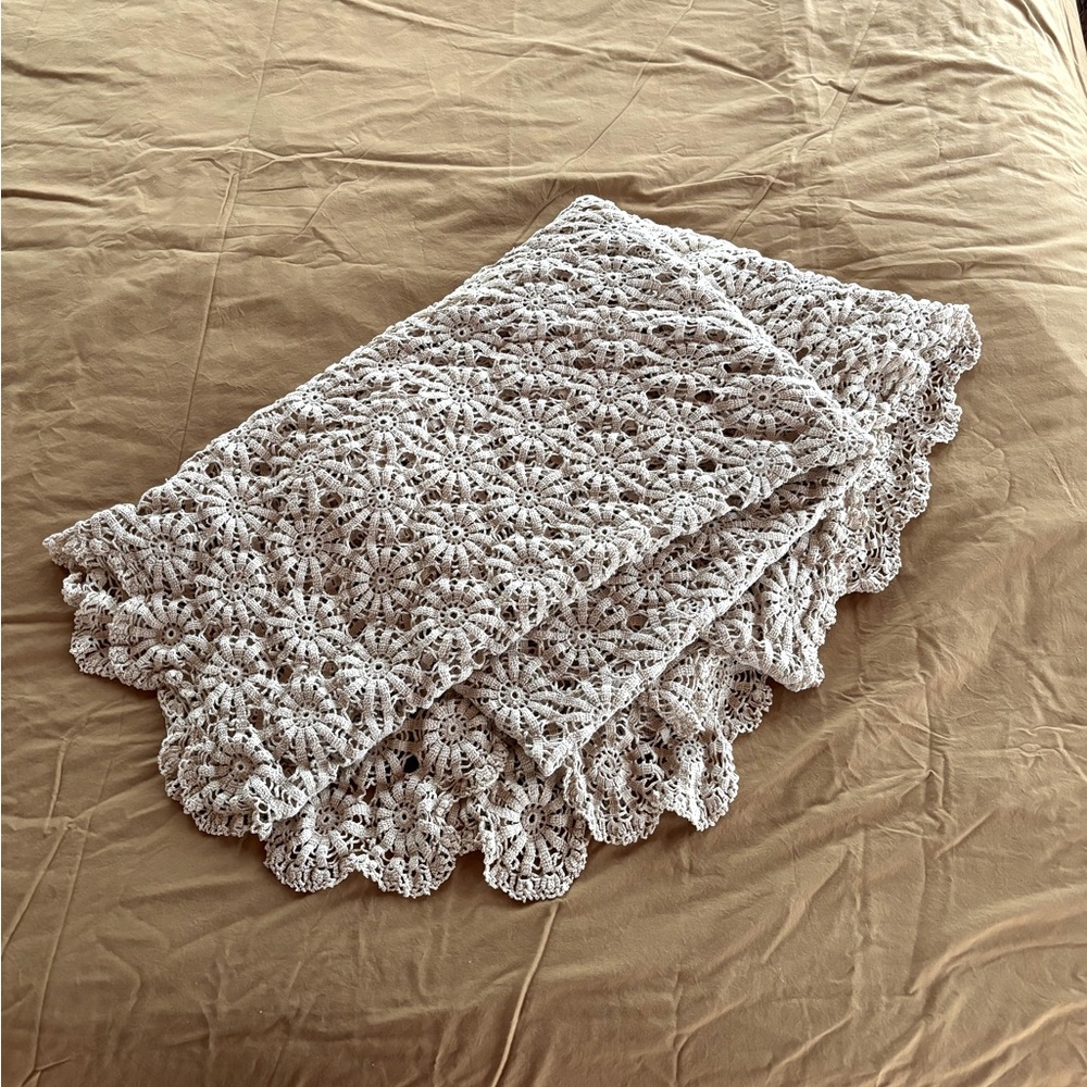 Antique Ecru Crochet Bedspread